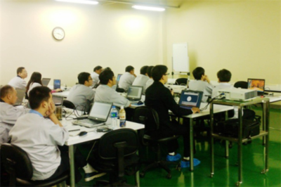 桑花教育 點亮未來，專業(yè)教育信息咨詢的領航者